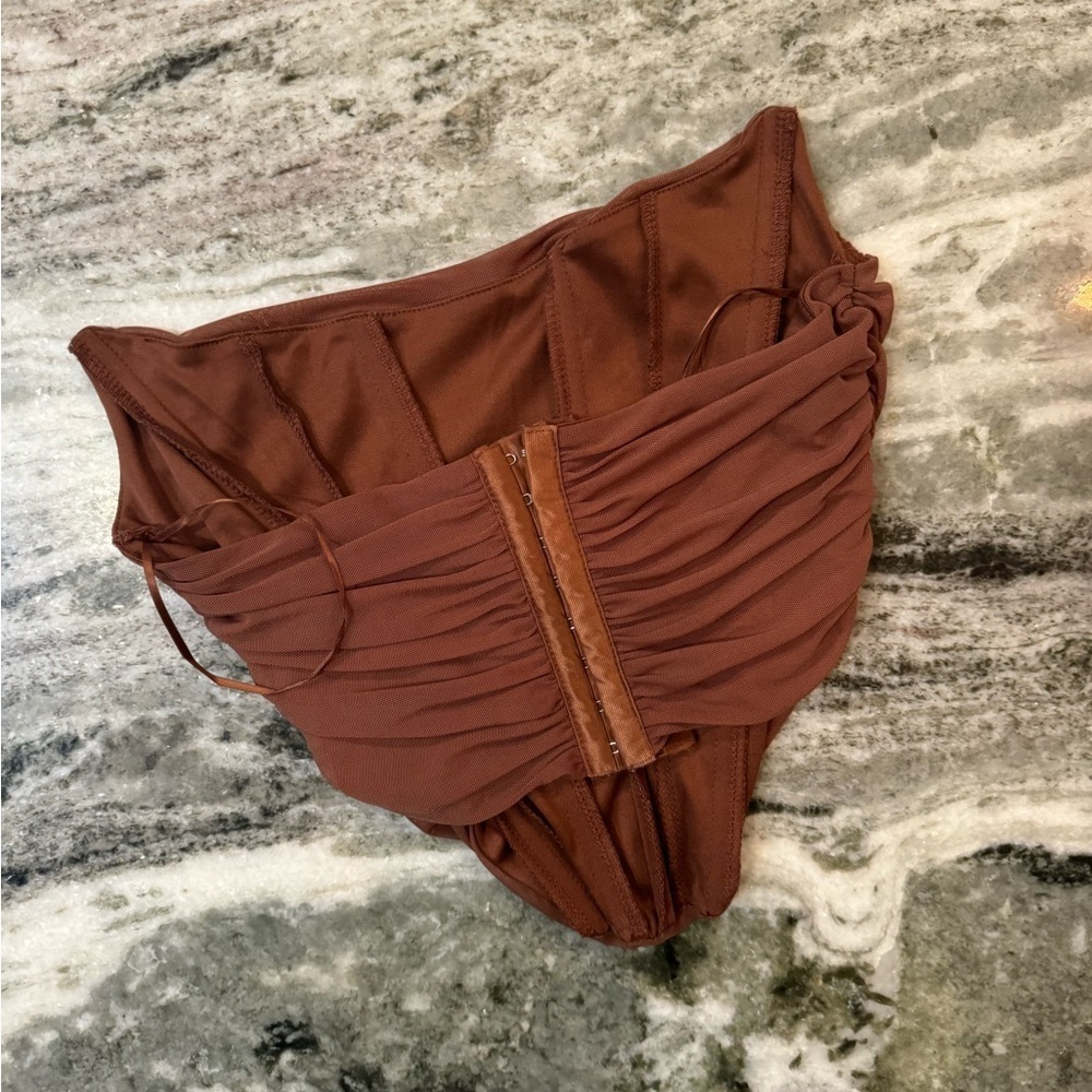 Brown Ruched Corset Strapless Top Size Small - Picture 2 of 3